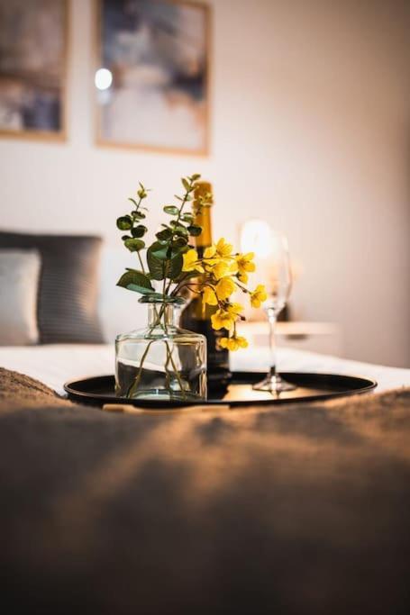 Urban Bliss Apartment บอร์นมัธ ภายนอก รูปภาพ